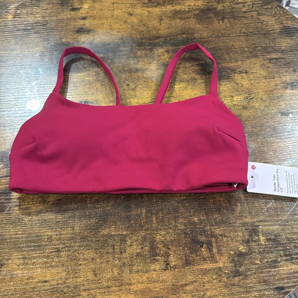 Lululemon wunder train strappy racer bra